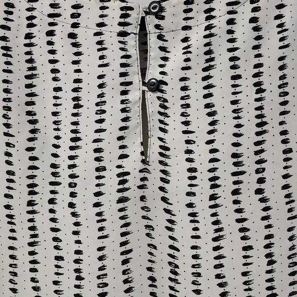 K.C studio blouse - Picture 3 of 4